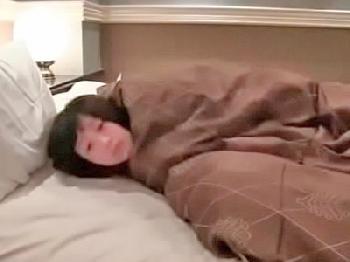 制服女子校生が大人に利用されて性的欲望処理の道具にされハメ撮り交尾