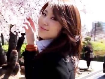 他人棒で犯されてる妻が見たいという夫の依頼でAV出演する綺麗な人妻の痴態W