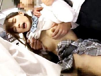 童顔女子校生を職員室で性的凌辱する非情な男性教師