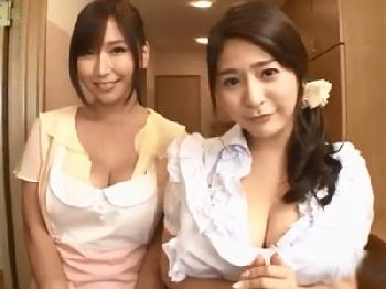 巨乳人妻二人の協力パイズリ奉仕で精液が勢いよく噴射