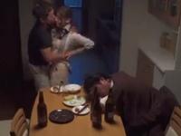 夫の友人に性的凌辱される綺麗な人妻