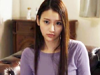 愛する家族を守る為にパイパン羞恥を受け入れて弟の友人達に廻されるパイパン妻