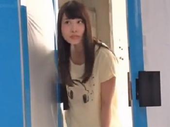 マッサージと偽り陸上女子に電動マッサージ器→欲情させて性的暴行膣内射精!!