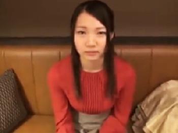 モテない男子のオナニー見てたら性的興奮してハメ撮りする素人娘