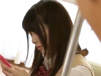 思春期の性的欲望をキュートな姉で吐き出す弟W