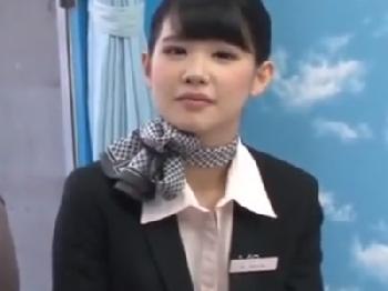 童貞ペニスを優しく筆おろししてくれた現役キャビンアテンダントさん