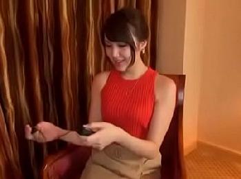 10歳も年上の夫との性生活に不満がある人妻が色情狂浮気