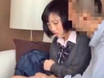 親の借金のカタにコンドーム未装着の膣射性交を強制させられる女子校生