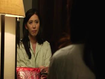 美女に媚薬を盛って効果を検証した結果…手頃な男を襲って恍惚アヘ絶頂絶頂する肉食痴女に!!