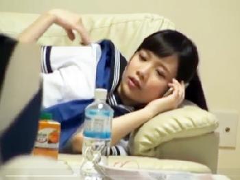 自宅に侵入された冷血な婦女暴行犯に無慈悲にも膣内でスペルマを発射される美少女女子校生