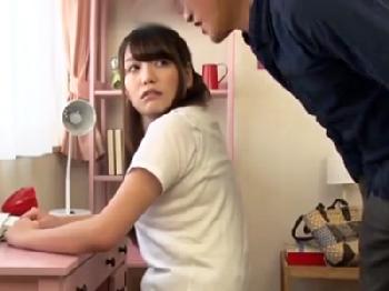 巨乳の美少女富永苺の剃毛したオメコに連チャン膣内射精!!