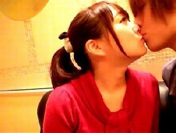 爆乳4人に囲まれるハーレム展開!!ムチッとした官能的な肉体が360度広がる夢の5P性交