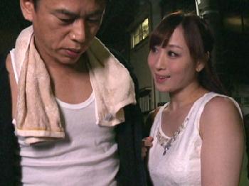 性癖の似ている3姉妹が1人の男を寝取り合い!!