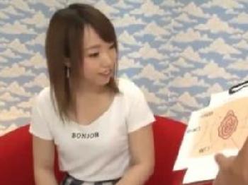 パンチラで息子を挑発して中出し一本→2回戦まで始める性的行為への欲望が過剰な尻軽主婦