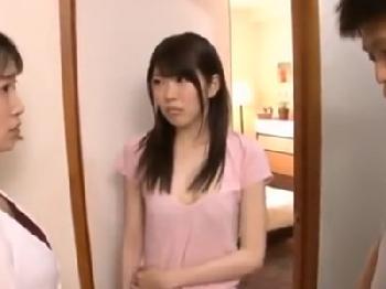 親が留守の間に生意気従姉妹を押し倒して婦女暴行!!