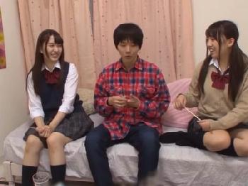 巨乳の美少女女子校生コンビとお部屋で3人性交→オメコ内射精で種付け完了