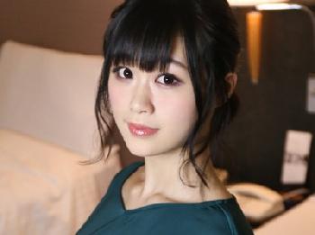 まさかこんな美貌の人妻が浮気AVに…目を疑うほど綺麗な女体が手マンだけでビクビク痙攣