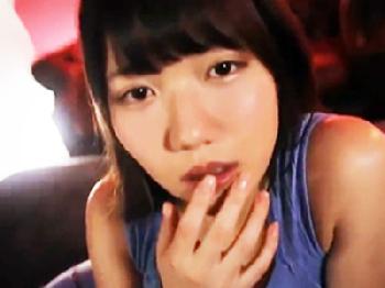 巨根で子宮を凄絶ピストンされて汗だくになりながらポルチオアクメする美少女