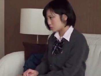 過失を犯した美少女女子校生を脅して性的暴行膣内射精!!