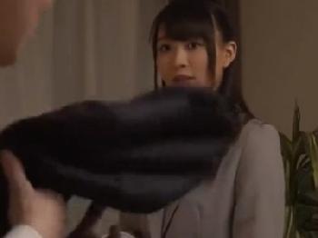 出張で同じホテルに泊まることになった上司に性的暴行顔面射精される女性会社員