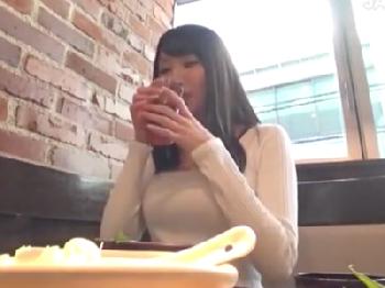 バーで知り合った極上素人美女にAV出演切望→まさかの承諾でハメ撮り開始!!