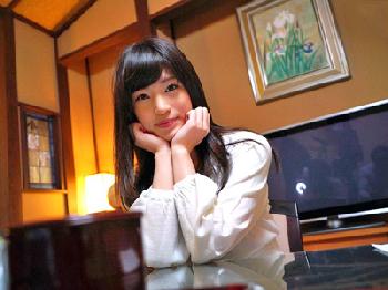 グラドルの彼女と情熱的な温泉デート