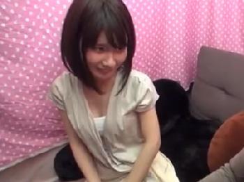 チェリーボーイを優しく筆おろし→予想外におまんこ内で精子射精された美少女