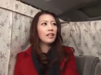 とても綺麗な人妻を言葉巧みに騙して思う存分撮影ハメ決行