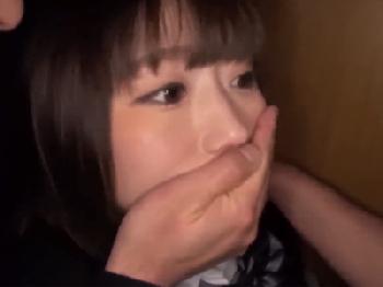 パイパン女子校生が押し入り輪姦性的暴行される