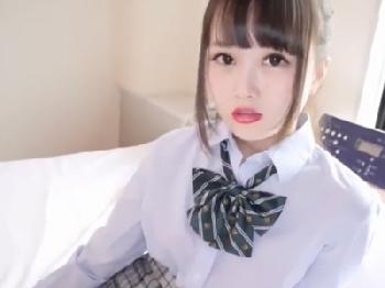 魔性の女系な美少女女子校生が中年男ペニスに犯され恍惚顔!!