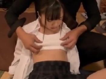 女子校生を待ち伏せ→拉致して性的暴行する卑劣な男