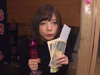 素人娘が賞金獲得のためにワイセツエロ企画に参加→顔面射精されて陥落