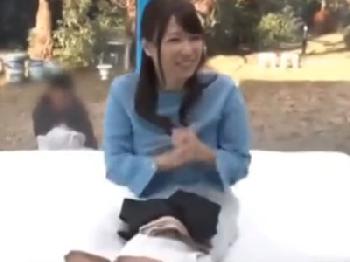 ABEMATVの取材と言葉巧みに騙して素人娘をマジックミラー号に連れ込み中出し