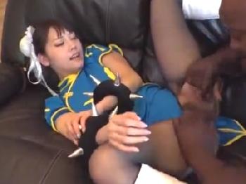 貧乏な地味目女子校生が教師の言いなりになって地獄の性的凌辱が始まる!!