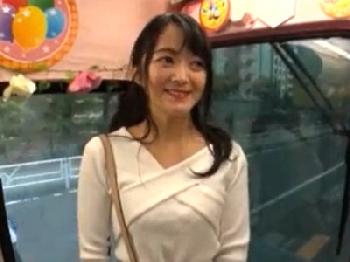 41歳には見えない美魔女人妻がMM便で羞恥公開交尾!!