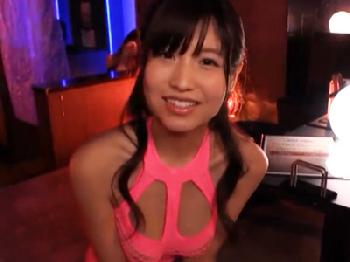 リピーター続出!!本番できると噂のおっパブ店の巨乳嬢とゴム無し性交