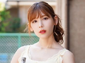 昔から気になっていた幼なじみが義姉に…兄との仲がうまくいかなくなった妻と一線を越える!!