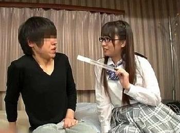 腹違いの妹がノーブラで誘惑→大しゅきホールドでおまんこの中にそのまま精子を射精させる色情狂