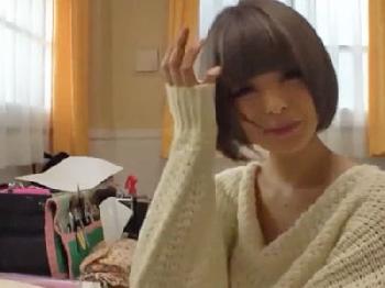 アイドル顔のショートヘア美少女がハメ撮りに緊張しつつもアクメ達成
