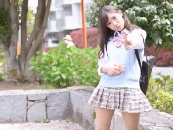 自己顕示欲の強い女子校生たちが人気獲得のためだけにAV撮影