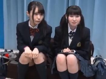 ミニ系女子校生をナンパ連れ込み→小さな体で巨根受け入れ恍惚絶頂乱交