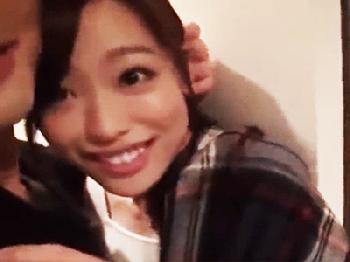 彼を裏切り無邪気な笑顔で他人棒を受け入れ膣内挿入したまま射精させてしまうお姉さん