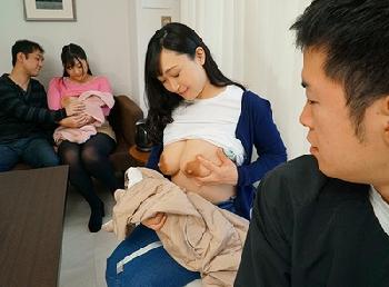 授乳室で巨乳に性的に誘われる日々!!イクメンパパが一線超えて他人母乳に首ったけW