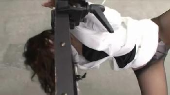 パンスト女性会社員を拘束して凌辱気味の激しいSEX