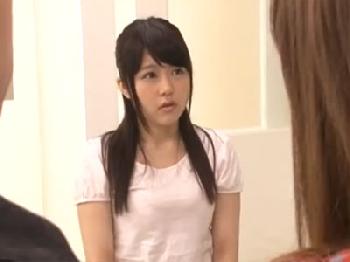 まさかの強制SEX展開で膣内射精される黒髪娘