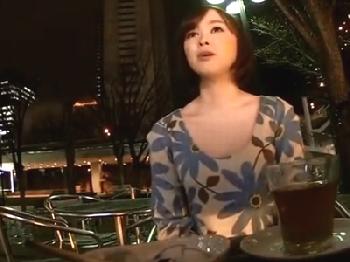 巨乳の人妻が出会い系アプリを利用し他人棒で怒涛の絶頂体験!!