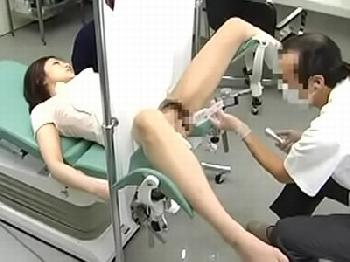 病院全員がグル!!ナースももう1人医師も加わって集団輪姦