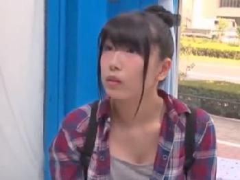 童貞装うヤリチンに挿入されて絶叫→おまんこ内で精子射精された素人娘