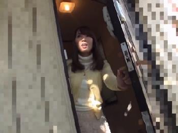 変態性癖を持った素人人妻からの依頼