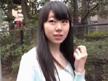 学校帰りの黒髪素人さん→強めの警戒心を男優性技で解いてディープキス中出し!!